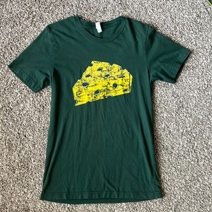 BARSTOOL SPORTS Green Bay Packers cheese head shirt
